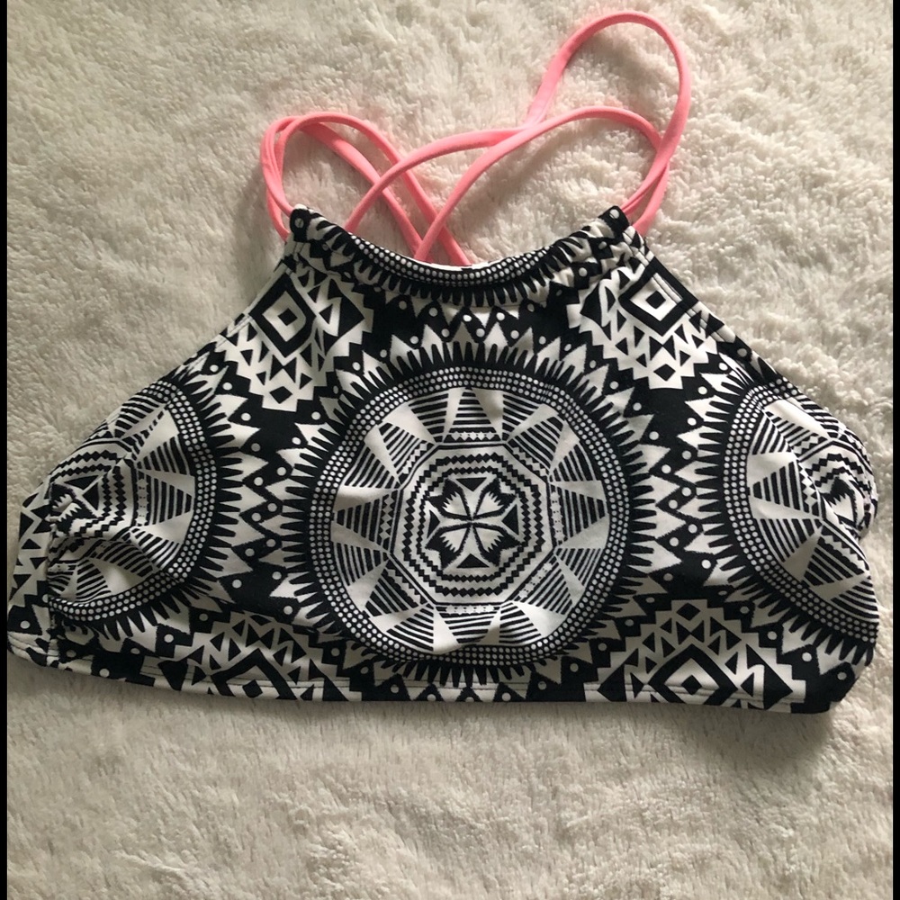 Black and white bikini top